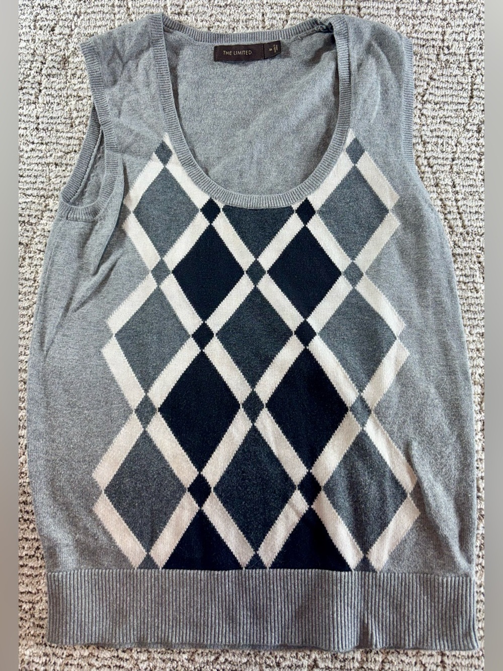 The Limited Women’s Size Small Heather Gray Argyle Sweater Vest